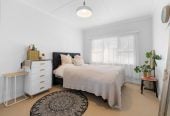 Macleans College zone, Sea Views, 5 beds 2.5 baths house with internal-access single garage, 1/184 Bucklands Beach, Bucklands Beach, Auckland