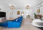 Macleans College zone, Sea Views, 5 beds 2.5 baths house with internal-access single garage, 1/184 Bucklands Beach, Bucklands Beach, Auckland