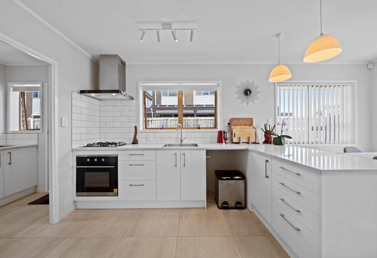 Brick and tile 2 beds 1 bath home with garage, 0.5 km to Papatoetoe Central School, 8/42 Wintere Road, Papatoetoe, Auckland