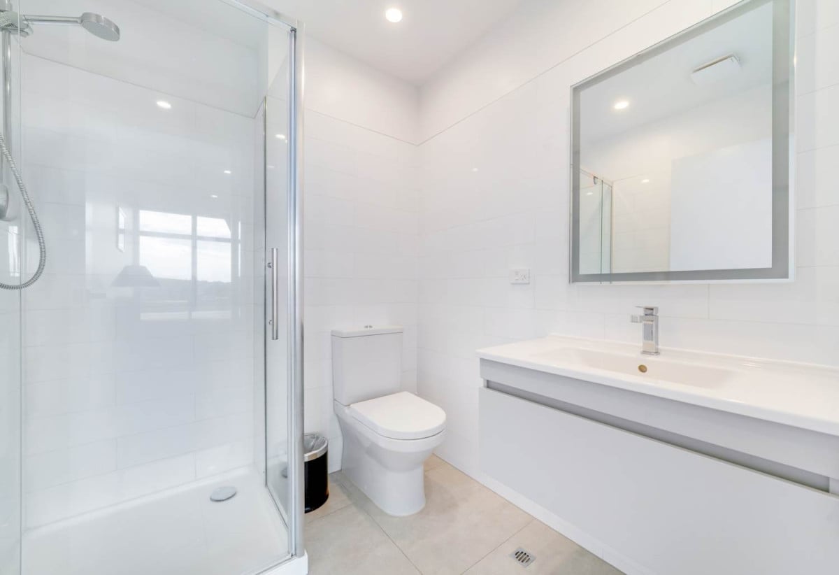 Developer offloads Own Stock, Two Dual Key apartments both with with their own carpark and One 2bedroom, 2bathroom with its own carpark, 706 Dual Key asking $649,000, 803 Two bedroom asking $599,00, Full furniture package included, Fully serviced and managed by Ramada (can be removed), 706/770A Great South Road, Wiri, Auckland