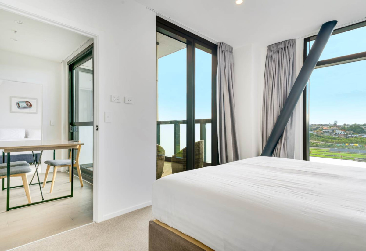 Developer offloads Own Stock, Two Dual Key apartments both with with their own carpark and One 2bedroom, 2bathroom with its own carpark, 706 Dual Key asking $649,000, 803 Two bedroom asking $599,00, Full furniture package included, Fully serviced and managed by Ramada (can be removed), 706/770A Great South Road, Wiri, Auckland