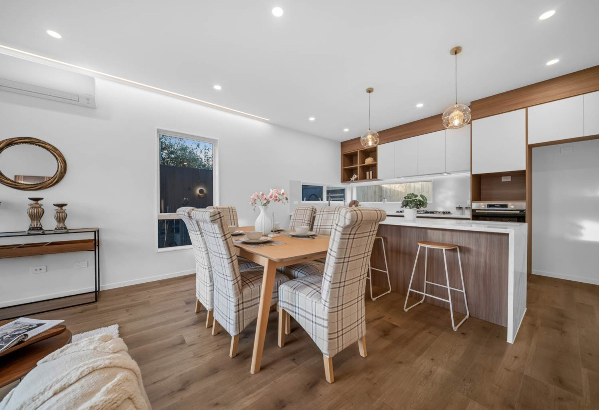 10-year Stamford building warranty, Backing directly onto Henderson Intermediate, 215m2 Brandnew standalone 5 beds (2 ensuites) 3.5 baths home with double garage, 1 ensuite ground floor, Lot 3/18 Glen Norman Avenue, Henderson, Auckland
