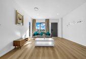 Brandnew 5 beds (2 ensuites) 3.5 baths house with garage, 1 ensuite with its own entry on ground floor, 13 Tebaga Gap Road, Hingaia, Auckland
