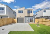 Brandnew 5 beds (2 ensuites) 3.5 baths house with garage, 1 ensuite with its own entry on ground floor, 13 Tebaga Gap Road, Hingaia, Auckland