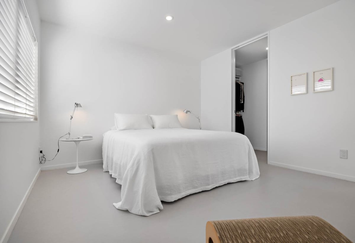Double Grammar school zone, 120m2 Freehold 3 beds 2 baths apartment, 2 car parks + storage locker, Spacious loggia-style balcony, zoned for Auckland Grammar and Epsom Girls’ Grammar School, 308/10 Fox Street, Parnell, Auckland