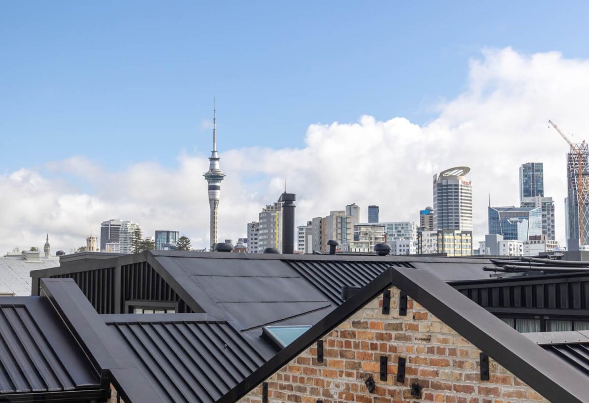 Double Grammar school zone, 120m2 Freehold 3 beds 2 baths apartment, 2 car parks + storage locker, Spacious loggia-style balcony, zoned for Auckland Grammar and Epsom Girls’ Grammar School, 308/10 Fox Street, Parnell, Auckland