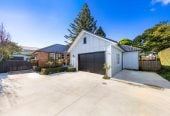 685m2 section, 170m2 Renovated 3 beds (1 ensuite) 2 baths house with double garage, Built-in pizza oven & wine fridge, Central heating, new long run roof, COC for new electrical wiring & new CCC for the professionally completed extension, Fully fenced and gated, 11 Alamein Road, Panmure, Auckland