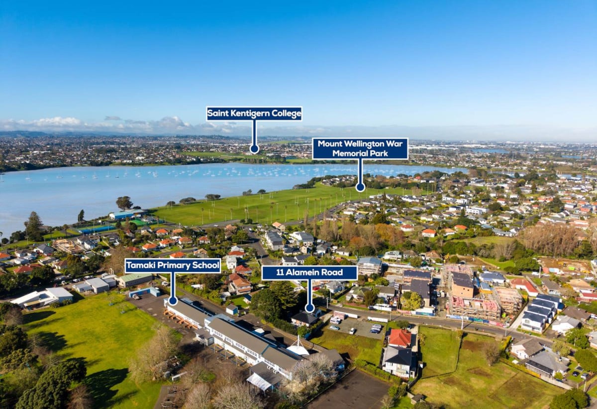 685m2 section, 170m2 Renovated 3 beds (1 ensuite) 2 baths house with double garage, Built-in pizza oven & wine fridge, Central heating, new long run roof, COC for new electrical wiring & new CCC for the professionally completed extension, Fully fenced and gated, 11 Alamein Road, Panmure, Auckland