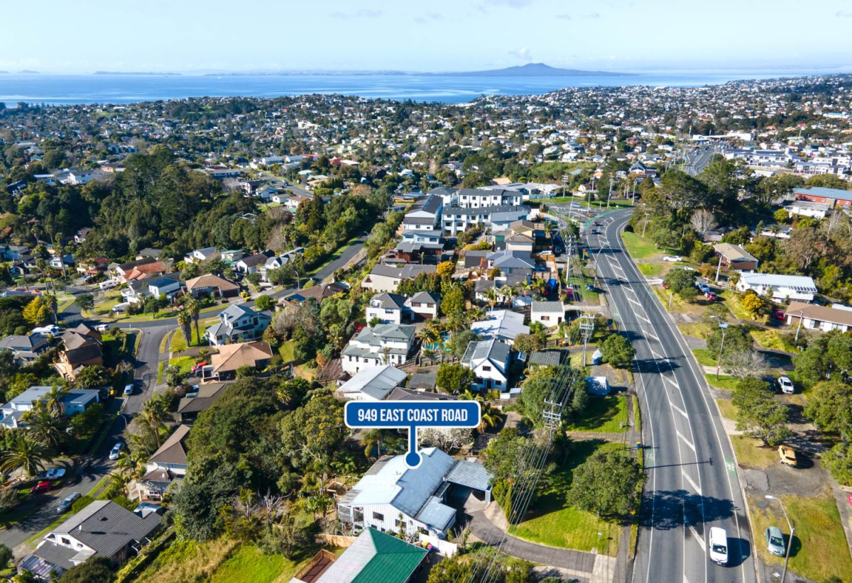 928m2 section, 3 beds + study 2 baths house with carport, 949 East Coast Road, Torbay, Auckland