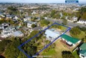 928m2 section, 3 beds + study 2 baths house with carport, 949 East Coast Road, Torbay, Auckland