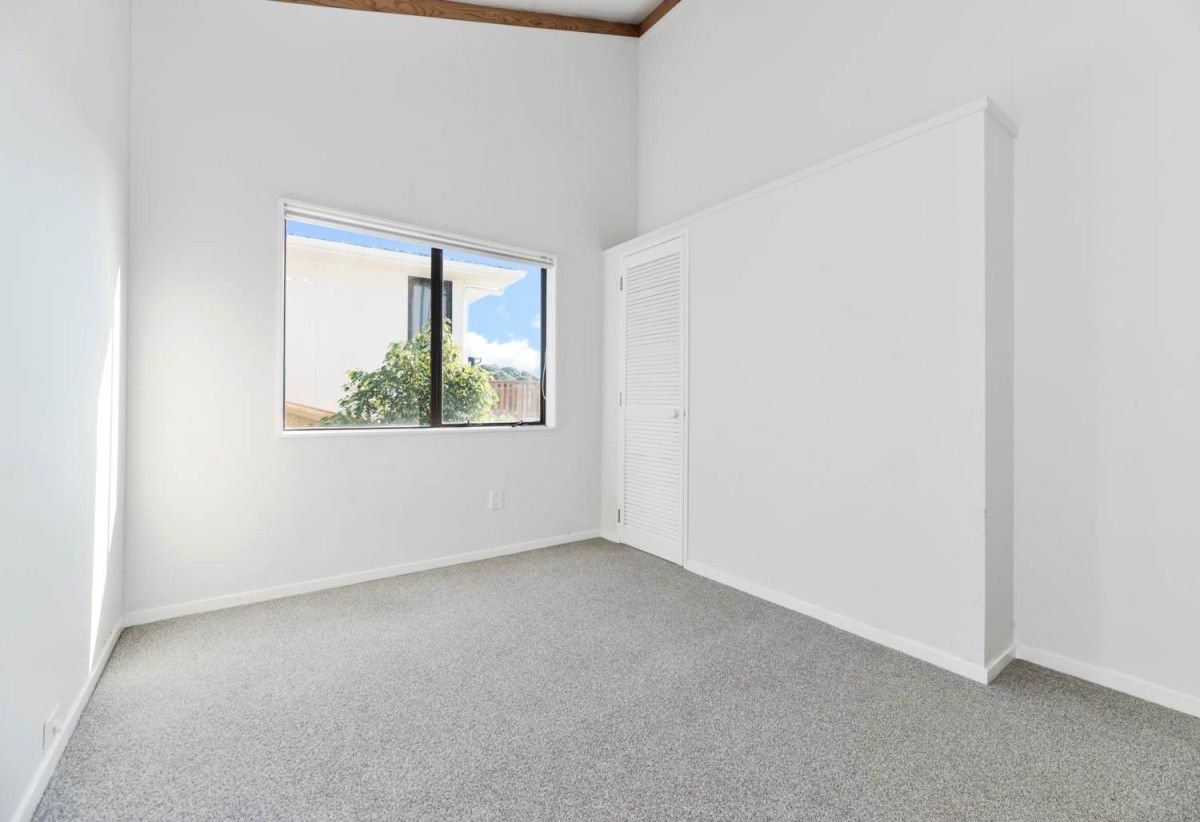 928m2 section, 3 beds + study 2 baths house with carport, 949 East Coast Road, Torbay, Auckland