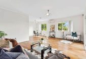 Urgent Sale, Vendor has relocated to Australia, Standalone 3 beds 1 bath house with carport, 2/39 Bayview Road, Bayview, Auckland