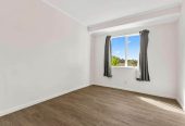 Urgent Sale, Vendor has relocated to Australia, Standalone 3 beds 1 bath house with carport, 2/39 Bayview Road, Bayview, Auckland