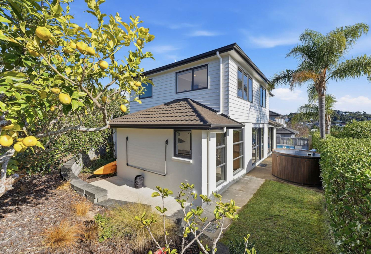 453m2 section, Brick & Panoramic Sea Views, 4 beds 2.5 baths house with double garage, 3 Tainui Street, Torbay, Auckland