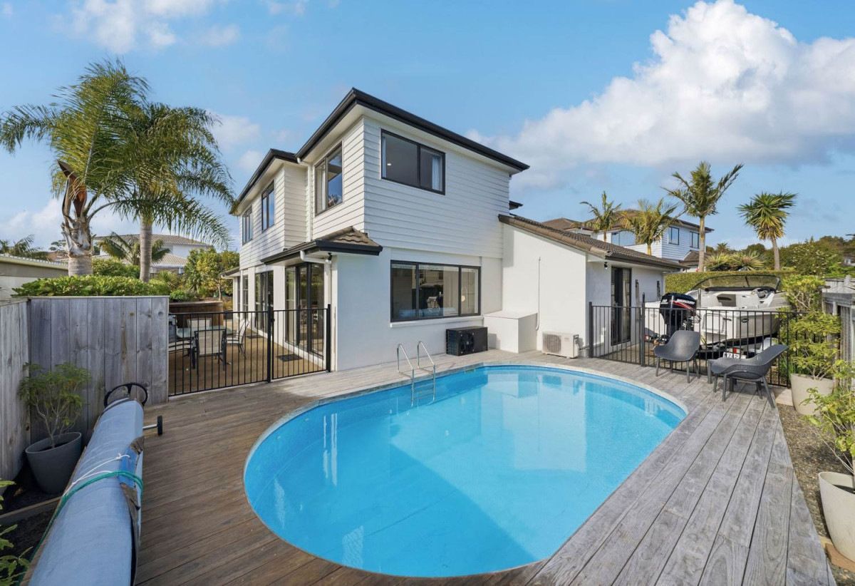453m2 section, Brick & Panoramic Sea Views, 4 beds 2.5 baths house with double garage, 3 Tainui Street, Torbay, Auckland