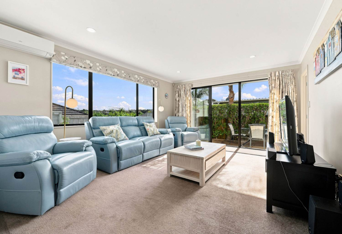 453m2 section, Brick & Panoramic Sea Views, 4 beds 2.5 baths house with double garage, 3 Tainui Street, Torbay, Auckland