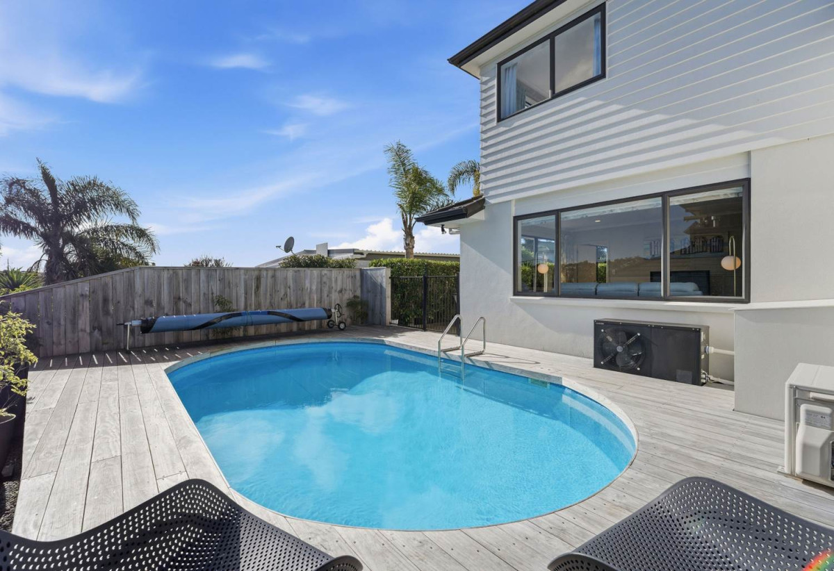 453m2 section, Brick & Panoramic Sea Views, 4 beds 2.5 baths house with double garage, 3 Tainui Street, Torbay, Auckland