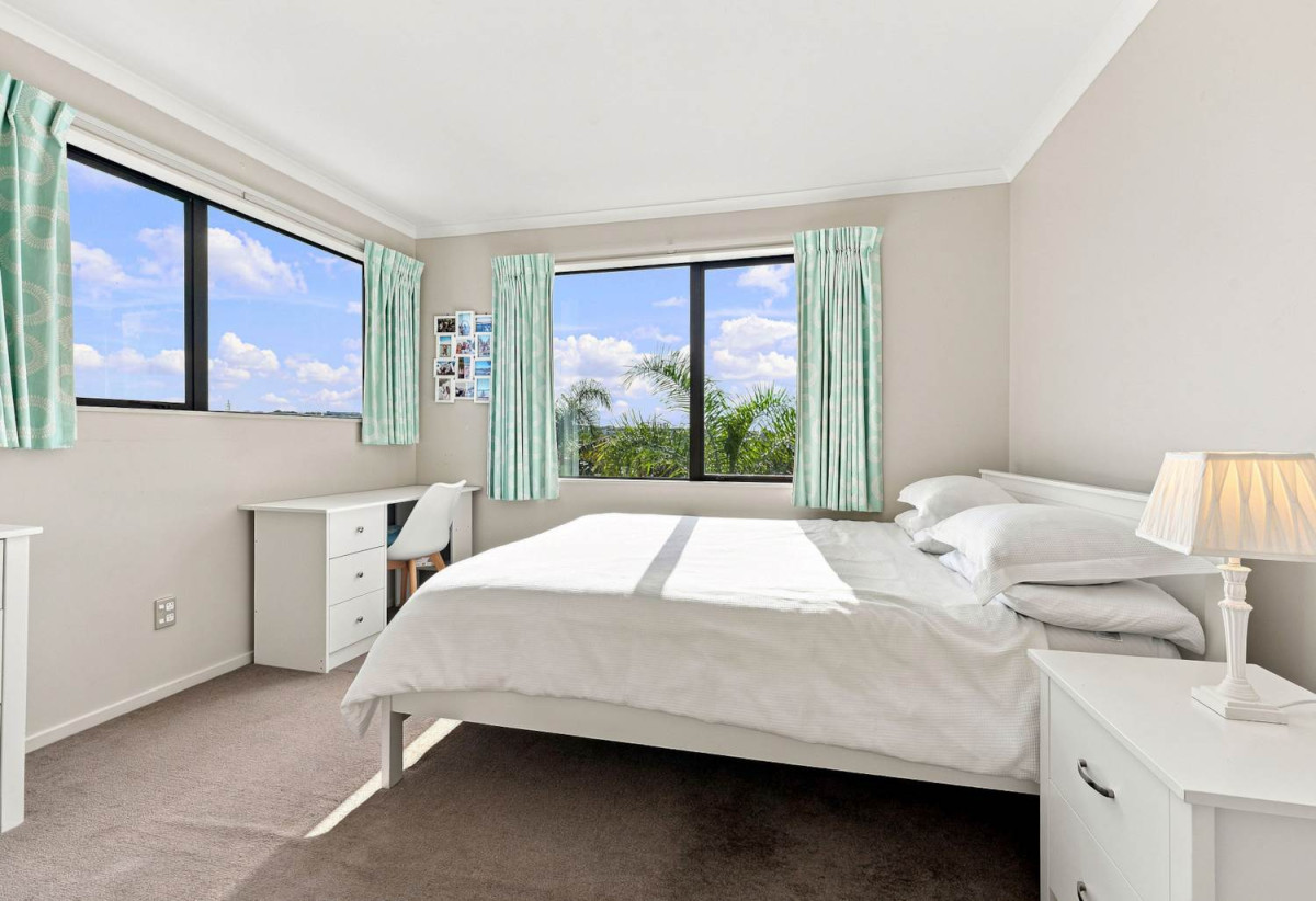 453m2 section, Brick & Panoramic Sea Views, 4 beds 2.5 baths house with double garage, 3 Tainui Street, Torbay, Auckland