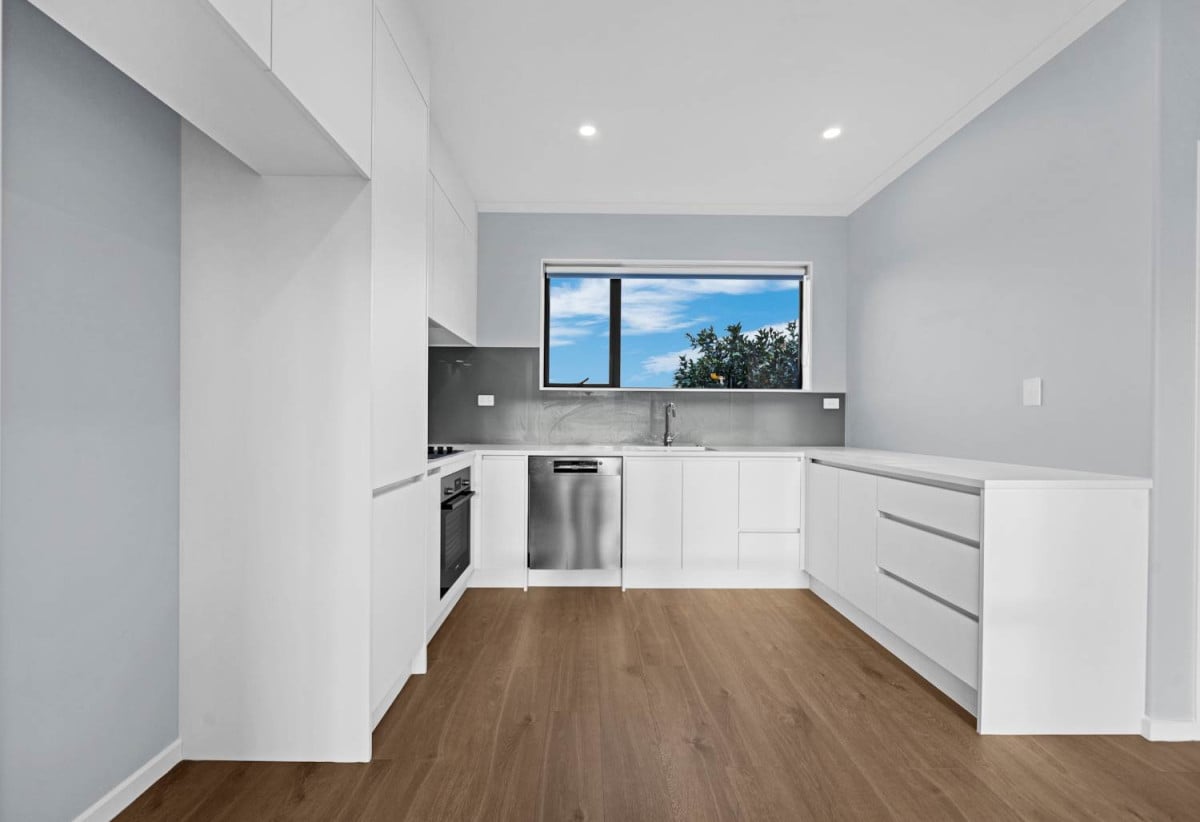 Walk to Macleans & BBI, Standalone 4 beds 4 baths home with double garage, Lot 3/185 Bucklands Beach Road, Bucklands Beach, Auckland
