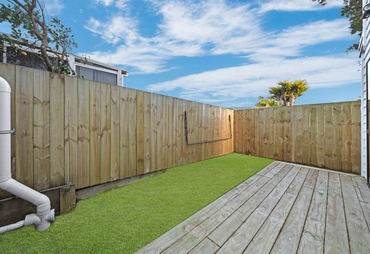 Walk to Macleans & BBI, Standalone 4 beds 4 baths home with double garage, Lot 3/185 Bucklands Beach Road, Bucklands Beach, Auckland