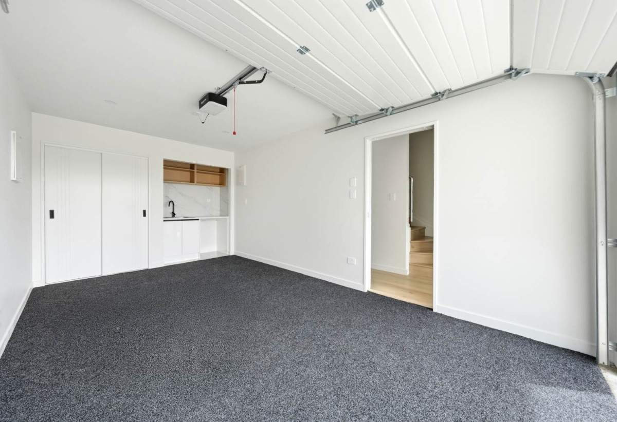 Brandnew 4 beds 3.5 baths home with garage, Lot 3/129 Cook Street, Howick, Auckland