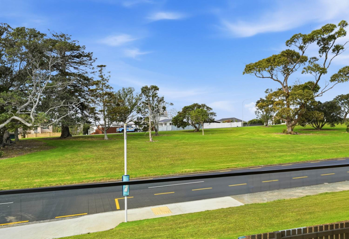 Brandnew 4 beds 3.5 baths home with garage, Lot 3/129 Cook Street, Howick, Auckland