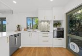 Rangitoto College and Westlake school zone, 708m2 section, Renovated 3 beds 2 baths house with double garage, 6 Tree Fern Trail, Campbells Bay, Auckland