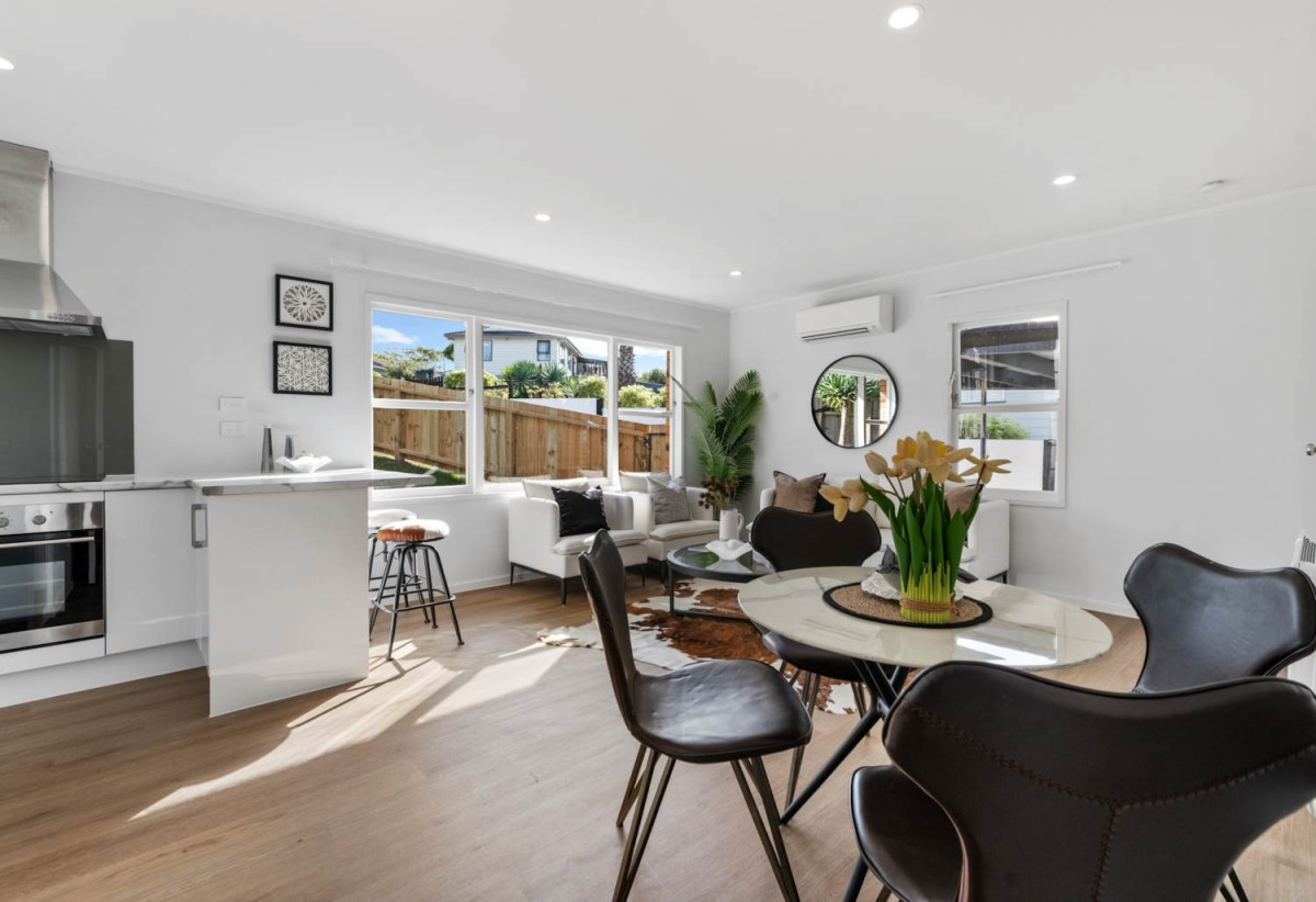 For rent, 2 beds 1 bath home with carport, available 6th August, 11A Broadview Place, Howick, Auckland