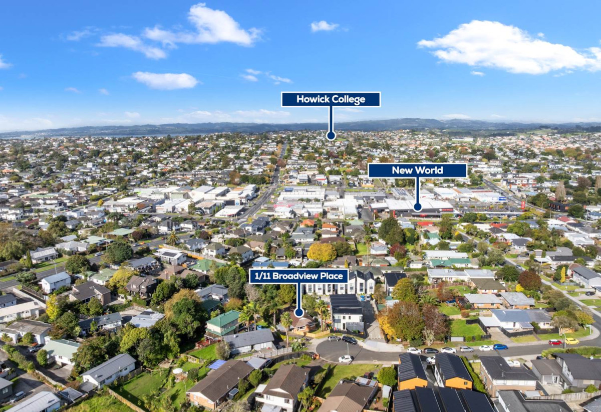 For rent, 2 beds 1 bath home with carport, available 6th August, 11A Broadview Place, Howick, Auckland