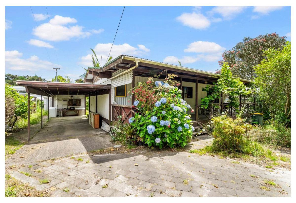 943m2 section, Tenants in place – income from day one, 2 beds 1 bath house with carport, Near beaches, shops, schools, transport, 355 Whangaparaoa Road, Stanmore Bay, Auckland