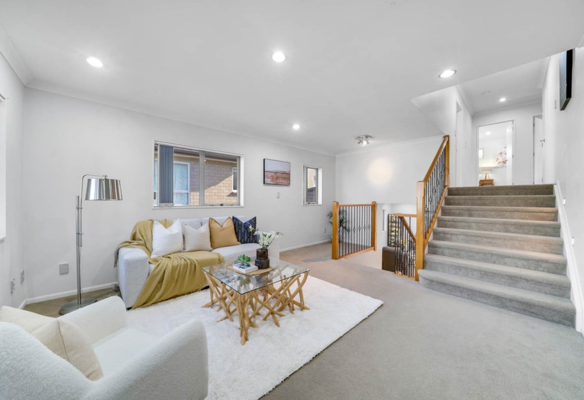 Owners downsizing–Too Big For Only Three in Mission Heights, 5 beds 3 baths house with double garage, 0.3 km to Mission Heights Junior College, 20 Viera Drive, Flat Bush, Auckland