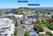 Double Grammar school zone (Mt Albert Grammar School, Auckland Girls’ Grammar School), Walk to St Lukes Mall | Fully Renovated 4 beds 2.5 baths house with car parks, 69A Morningside Drive, St Lukes, Auckland