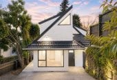 Double Grammar school zone (Mt Albert Grammar School, Auckland Girls’ Grammar School), Walk to St Lukes Mall | Fully Renovated 4 beds 2.5 baths house with car parks, 69A Morningside Drive, St Lukes, Auckland