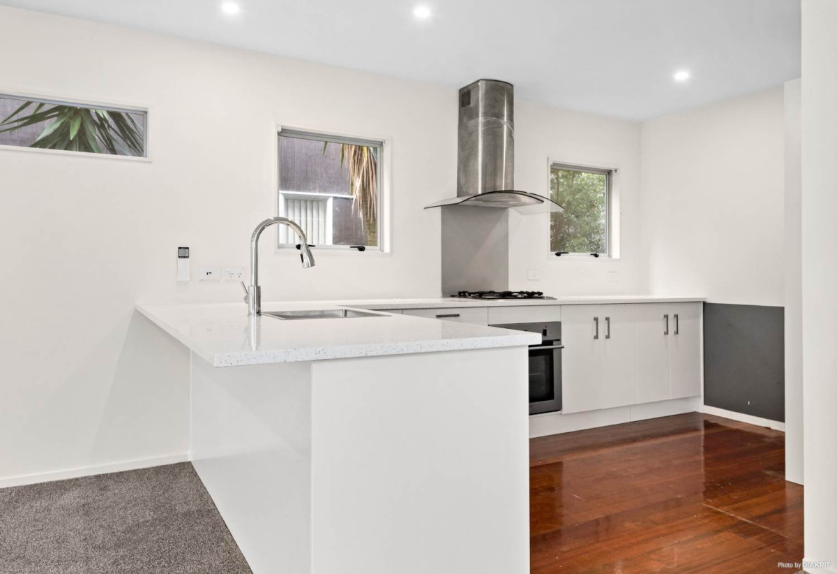 331m2 section, Renovated Standalone 3 beds 1.5 baths home with garage, Brand new spacious kitchen with granite top, new carpet, 25B Lucienne Drive, Ranui, Auckland