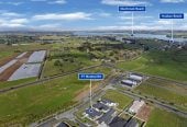 4 beds (2 ensuites) 3 baths house with double garage, 97 Mutetai Road, Clarks Beach, Auckland