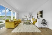 4 beds (2 ensuites) 3 baths house with double garage, 97 Mutetai Road, Clarks Beach, Auckland
