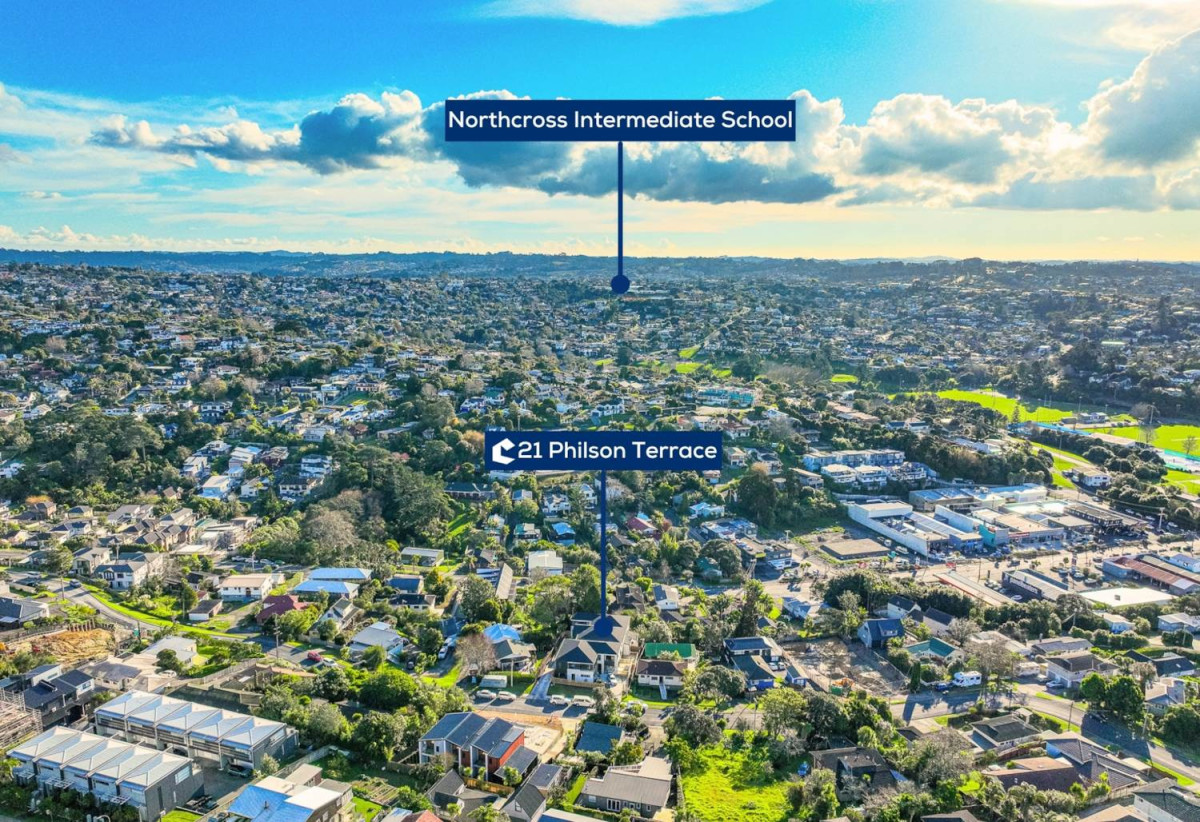 Rangitoto College zone, 2 kitchens, Brandnew standalone 6 beds 4.5 baths home with double garage, Lot 2/21 Philson Terrace, Browns Bay, Auckland
