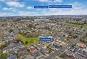 Brick and weatherboard 5 beds (4 doubles + 1 single) 2.5 baths house with double garage, 33 Hain Avenue, Mangere East, Auckland