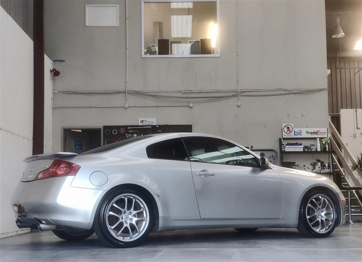 2005 Nissan Skyline 350GT PREMIUM COUPE V6 RWD/JDM Coupe Automatic, 4 seats, Silver, Petrol, 3,500 cc, 75,200 km