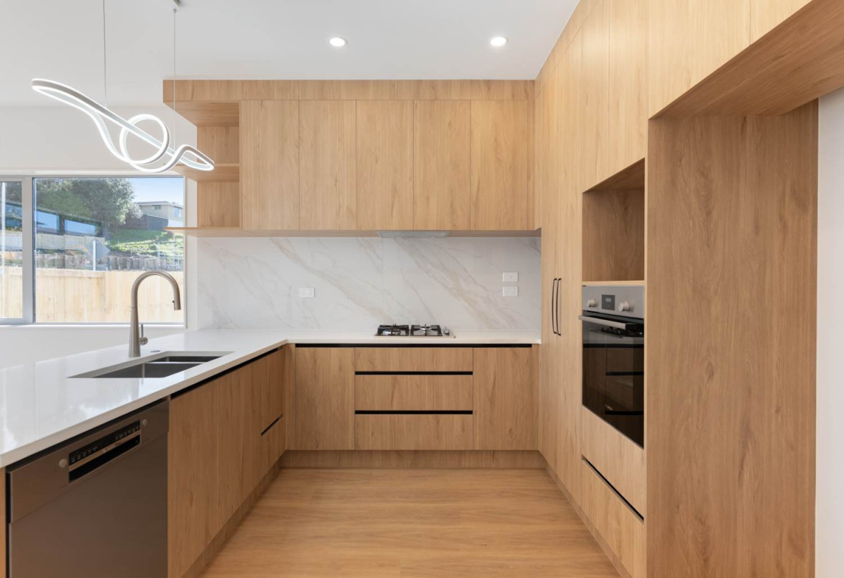 Brandnew 3 beds 2.5 baths house with garage, 24 Mangapu Road, Opaheke, Auckland