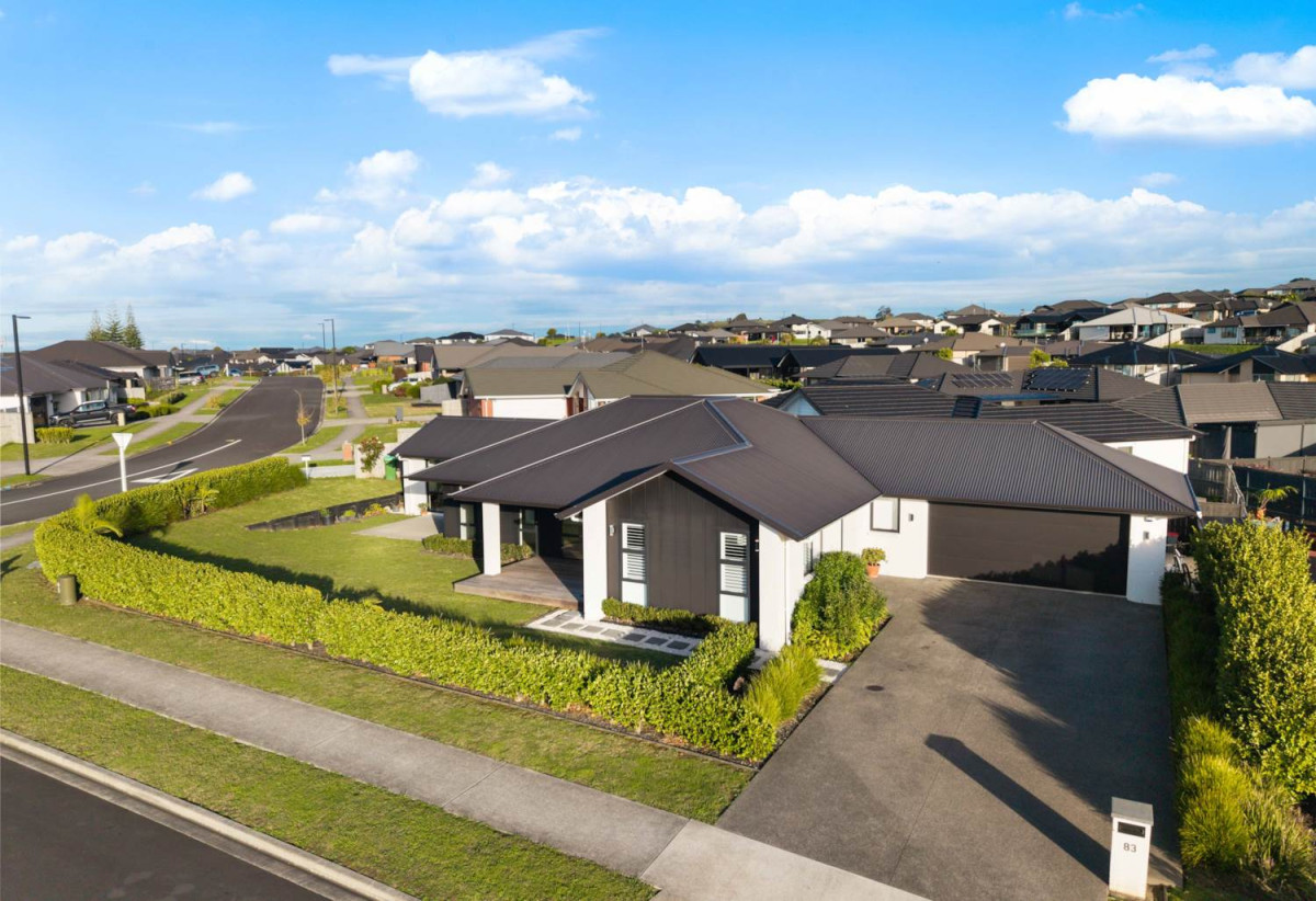 Overseas Vendors Say Sell, 640m2 section, 4 beds 2 baths house with double garage, 83 Harriet Johnston Drive, Pokeno
