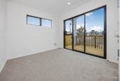 Brandnew duplex 3 bedrooms (2 doubles + 1 single/home office) 1 bath, 2 car parks, 14 Ihi Place, Karaka, Auckland
