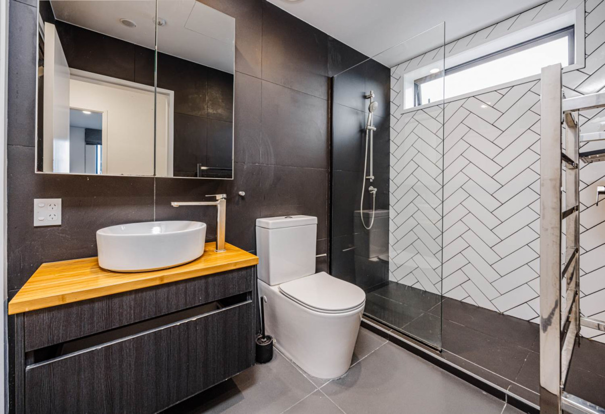 2 beds 1 bath apartment, 2 car parks and a storage locker, 12/169 Hobsonville Point Road, Hobsonville, Auckland