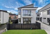 Macleans College zone, Brandnew standalone 3 beds 2.5 baths home with garage, Four heat pumps (one in each bedroom plus the living area), Underfloor heating in the bathrooms, Just a short stroll to the beach, 8A Hattaway Avenue, Bucklands Beach, Auckland