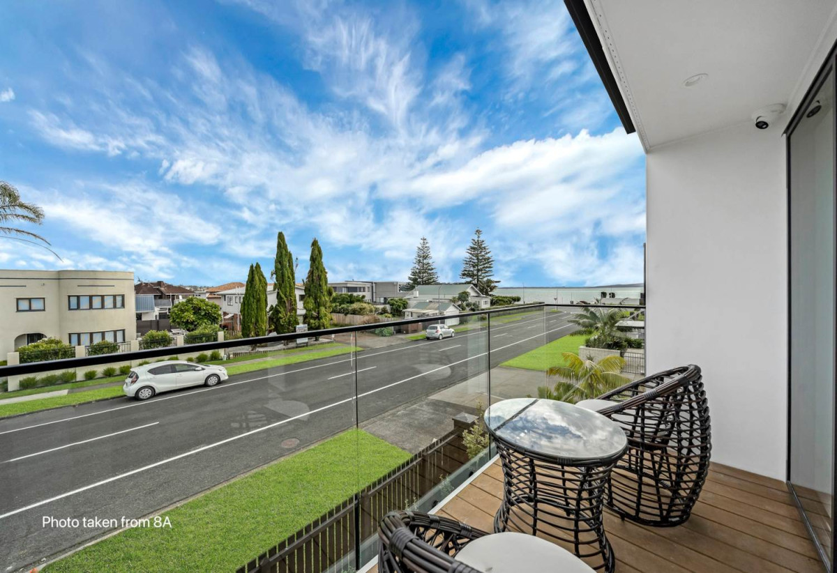 Macleans College zone, Brandnew standalone 3 beds 2.5 baths home with garage, Four heat pumps (one in each bedroom plus the living area), Underfloor heating in the bathrooms, Just a short stroll to the beach, 8E Hattaway Avenue, Bucklands Beach, Auckland