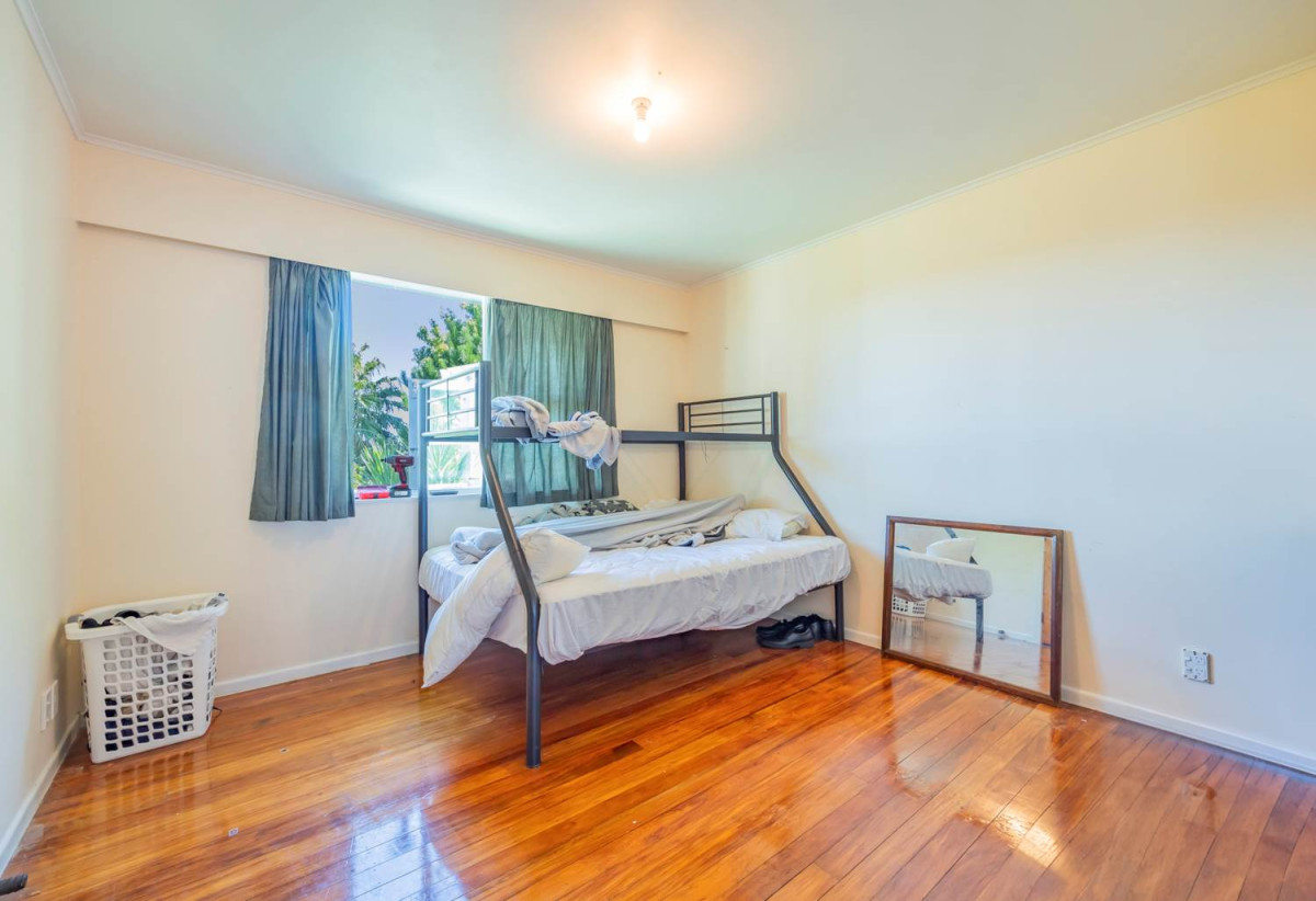 1389m2 section, Premium Development Opportunity with RC + BC + EPA for 9 townhouses (eight 2-bedroom + one 3-bedroom), each with its own parking. 3 beds 1 bath house, 438 Don Buck Road, Massey, Auckland