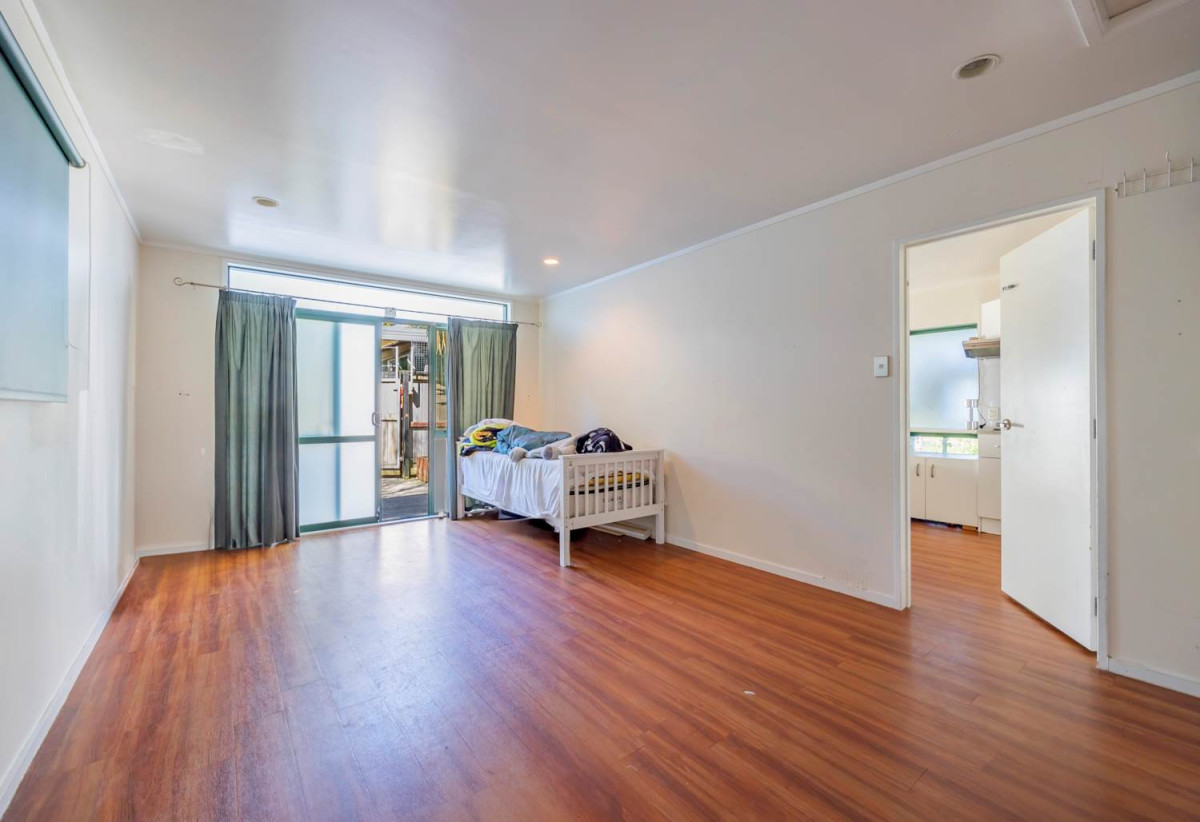1389m2 section, Premium Development Opportunity with RC + BC + EPA for 9 townhouses (eight 2-bedroom + one 3-bedroom), each with its own parking. 3 beds 1 bath house, 438 Don Buck Road, Massey, Auckland