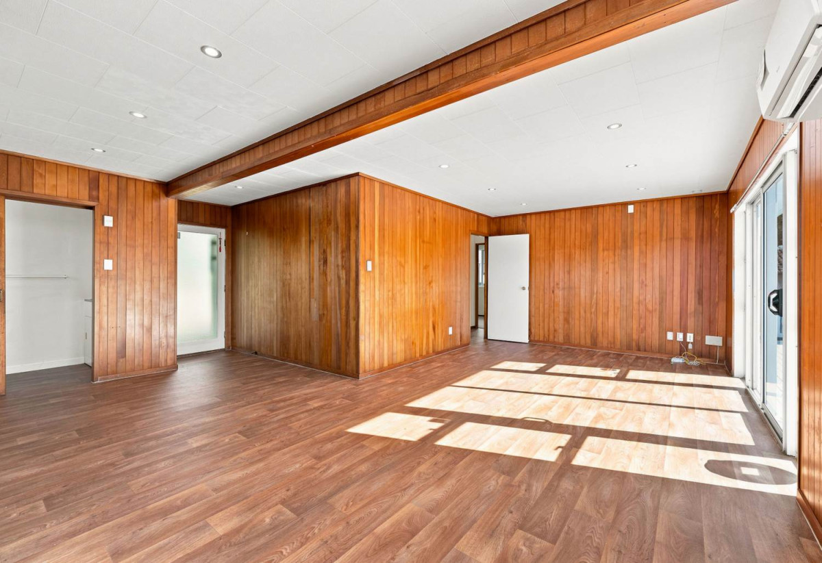 Westlake Zones, 607m2 section, 3 beds 1.5 baths house, 0.3 km to Sunnynook School, 12 Erica Road, Sunnynook, Auckland