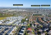 Freehold 3 beds 2.5 baths home with carport, 10 Crestview Rise, Papakura, Auckland