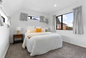 For rent, Standalone 4 beds 3.5 baths home with garage, available 8th August, 4/10 Trafalgar Street, Onehunga, Auckland